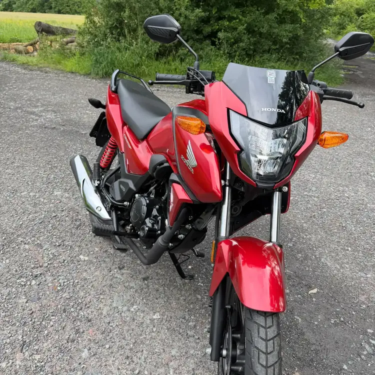 Die Honda CB 125 F für den Motorradführerschein der Klasse A1 oder der B196 Erweiterung bei HeyBo - Die Fahrschule